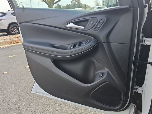 Used 2022 Buick Encore GX Essence w/ Advanced Technology Package image 28