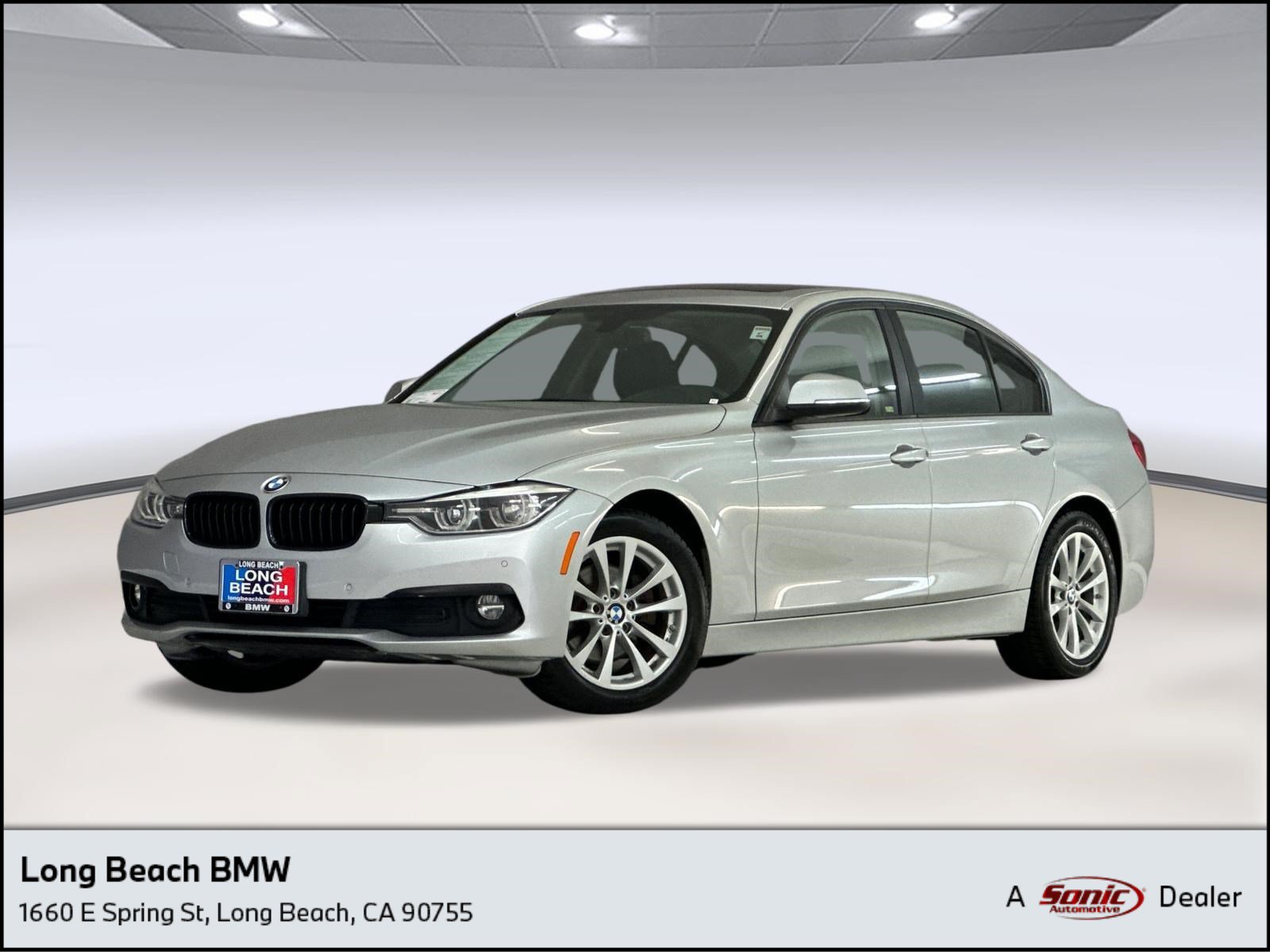 Used 2018 BMW 320i xDrive Sedan w/ Convenience Package AWD/4WD image 1