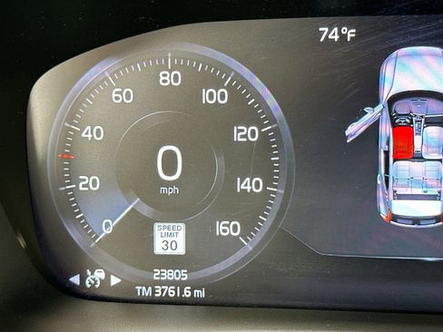 Used 2022 Volvo XC40 T5 Inscription w/ Advanced Package AWD/4WD image 12