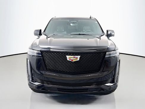Used 2023 Cadillac Escalade Sport w/ LPO, Illumination Package AWD/4WD image 2