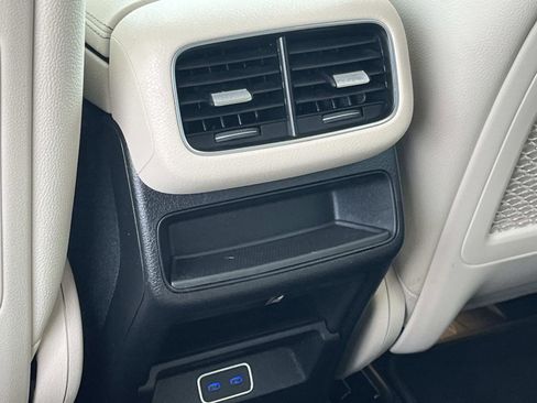 Certified 2025 Mercedes-Benz GLE 350 4MATIC image 14