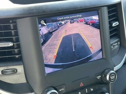 Used 2020 RAM 1500 Big Horn AWD/4WD image 28