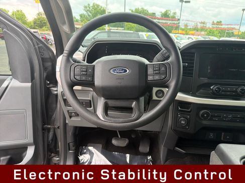 Used 2021 Ford F150 XLT AWD/4WD image 17