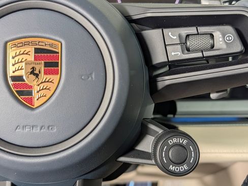 New 2026 Porsche Panamera 4 E-Hybrid AWD/4WD image 39