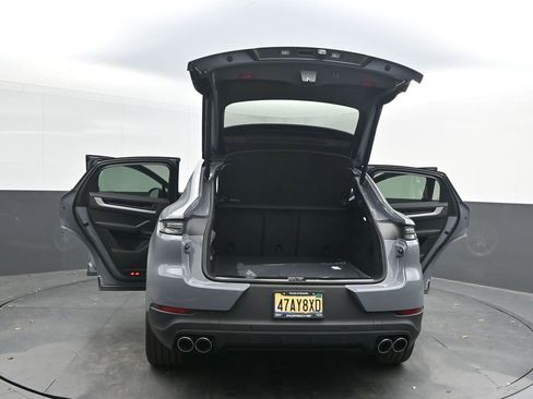 New 2026 Porsche Cayenne Coupe image 44