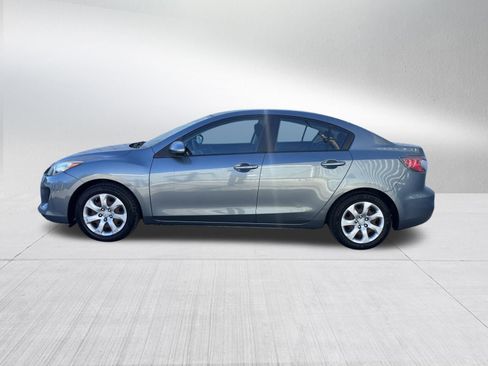 Used 2013 MAZDA MAZDA3 i SV image 4