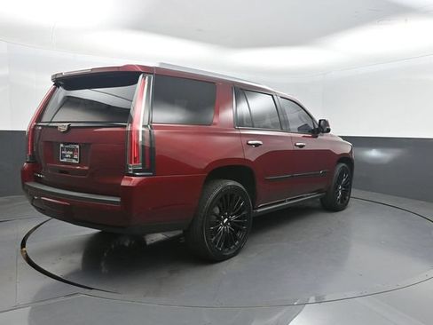 Used 2020 Cadillac Escalade Platinum w/ Escalade Sport Edition AWD/4WD image 29