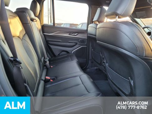 Used 2024 Jeep Grand Cherokee Limited 4xe image 13