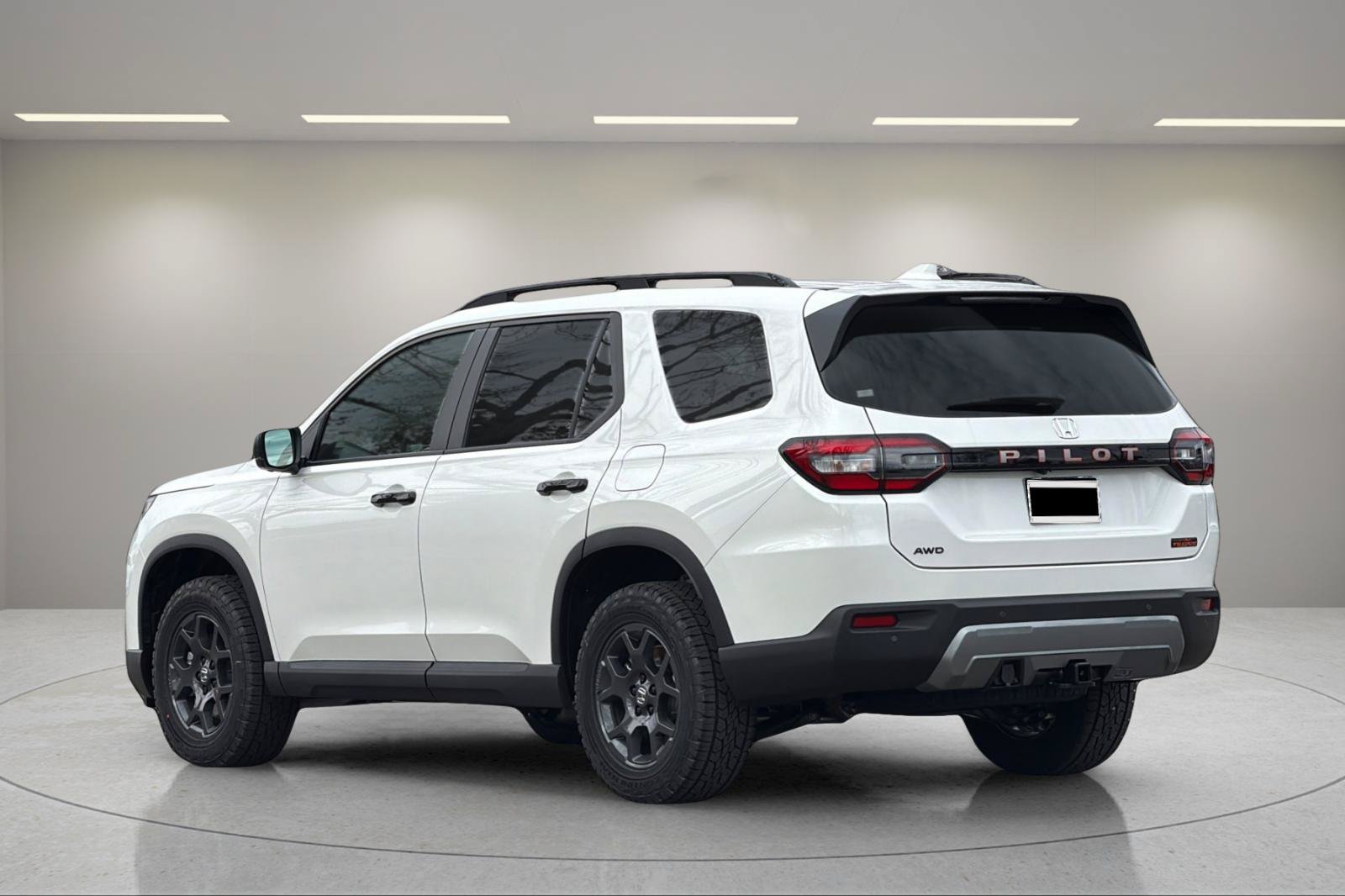New 2026 Honda Pilot TrailSport image 5