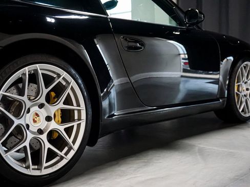 Used 2005 Porsche 911 Carrera S RWD image 61