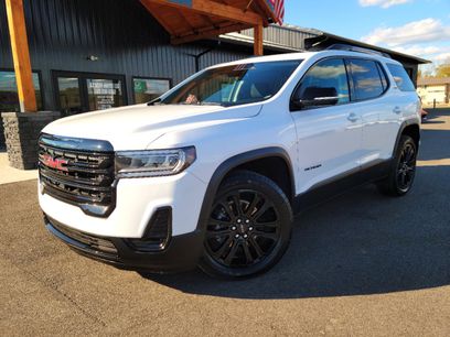 Used 2023 GMC Acadia SLE w/ Driver Convenience Package