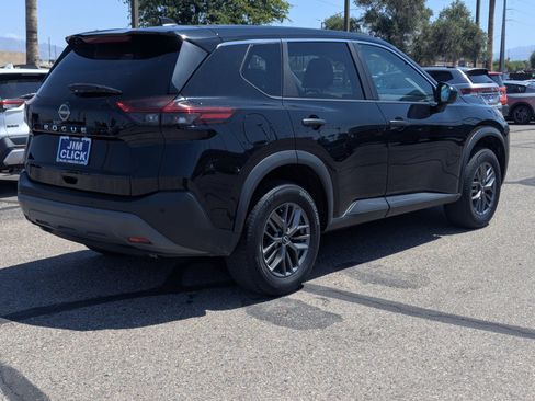 Used 2023 Nissan Rogue S FWD image 2