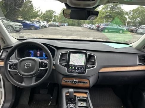 Used 2024 Volvo XC90 T8 Plus w/ Protection Package AWD/4WD image 3