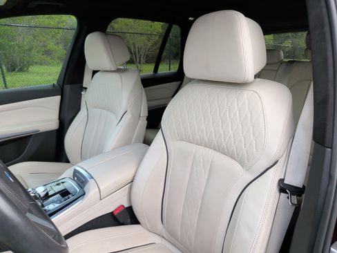 Used 2020 BMW X5 sDrive40i w/ M Sport Package image 24