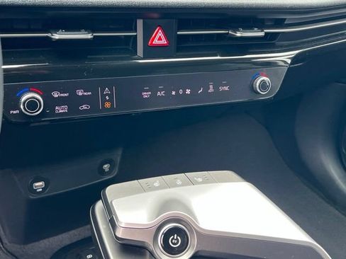 Certified 2024 Kia EV6 Light AWD/4WD image 21