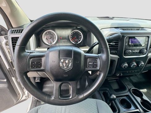 Used 2014 RAM 2500 Tradesman w/ Chrome Appearance Group AWD/4WD image 11