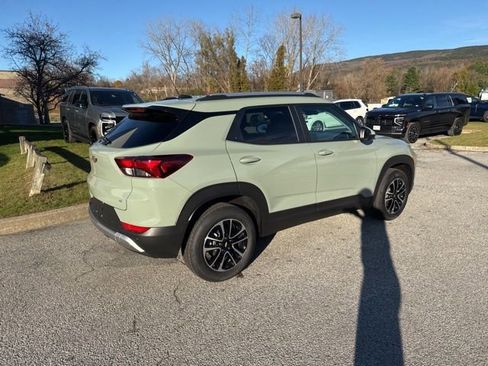 New 2026 Chevrolet TrailBlazer LT w/ LT Cold Weather Package AWD/4WD image 12
