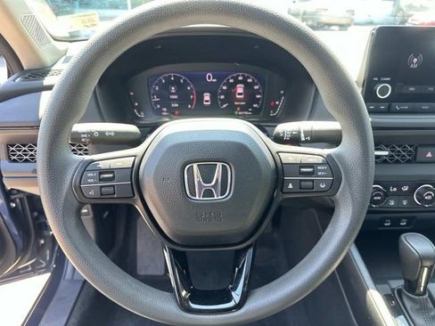 Used 2023 Honda Accord EX image 27