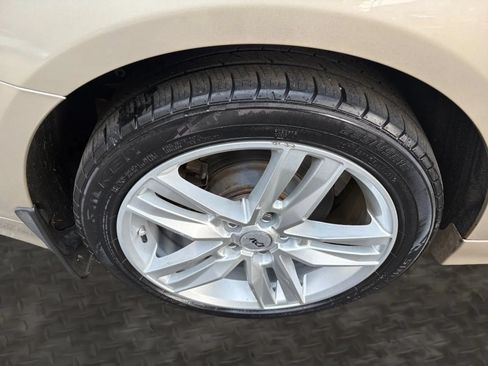 Used 2017 Ford Fusion Energi SE FWD image 40