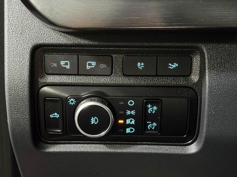 Used 2023 Ford F350 Lariat w/ Lariat Ultimate Package image 35