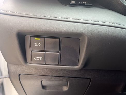 Used 2022 Toyota Highlander XLE image 44