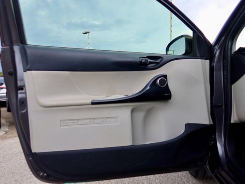 Used 2014 Scion iQ FWD image 13