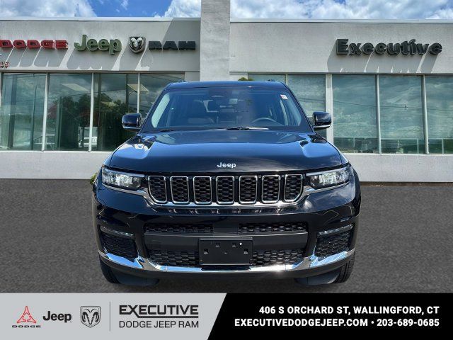 Used 2023 Jeep Grand Cherokee L Limited AWD/4WD image 6