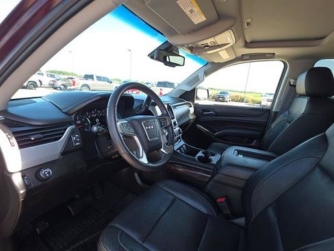 Used 2017 GMC Yukon SLT w/ Premium Edition RWD image 9
