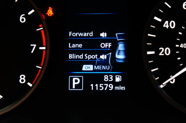 Certified 2025 Nissan Sentra S FWD image 17