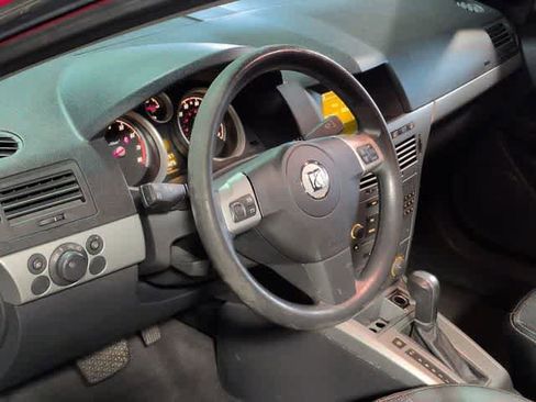 Used 2008 Saturn Astra XR w/ Advanced Audio Package FWD image 10