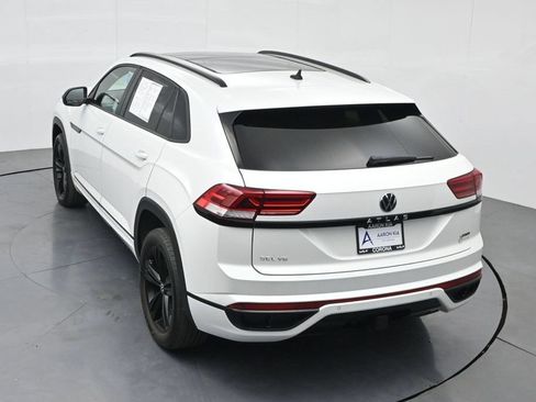 Used 2023 Volkswagen Atlas Cross Sport SEL R-Line AWD/4WD image 47
