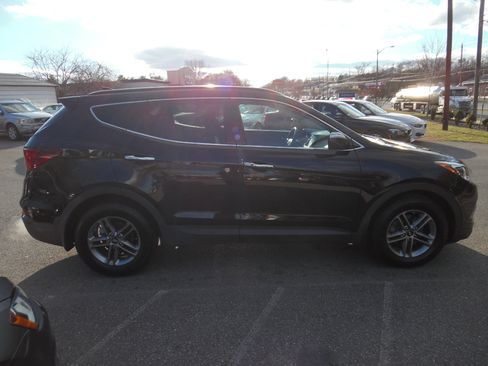 Used 2018 Hyundai Santa Fe Sport w/ 2.4L Value Package 02 image 6