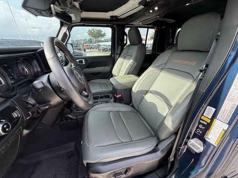 Used 2025 Jeep Gladiator Mojave image 26