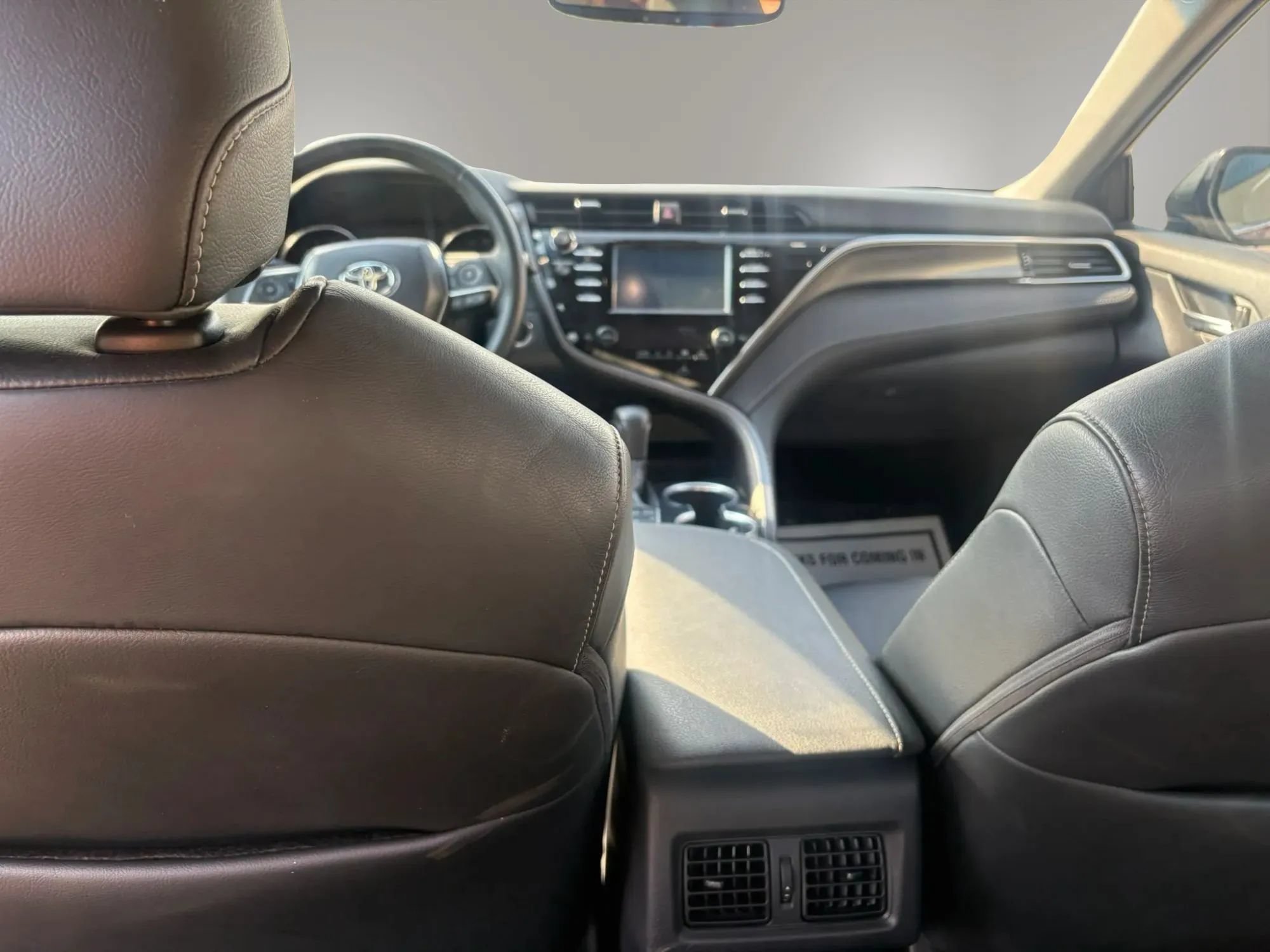 Used 2018 Toyota Camry XSE FWD image 10