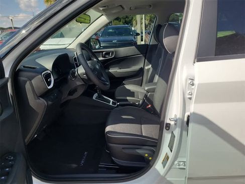 New 2026 Hyundai Venue SEL image 22