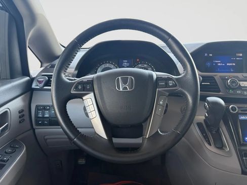 Used 2016 Honda Odyssey Touring Elite image 31