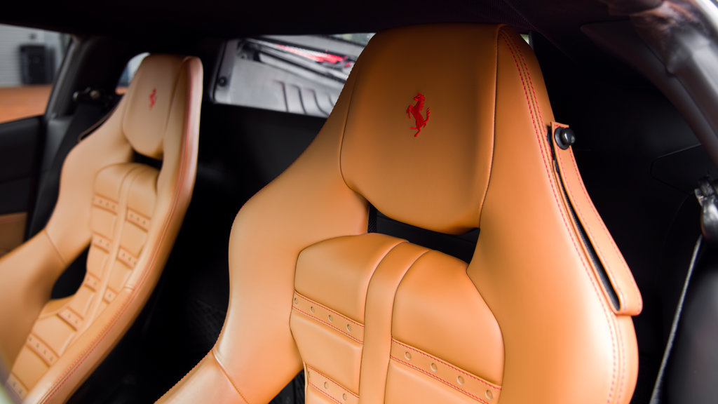 Certified 2021 Ferrari F8 Tributo RWD image 17