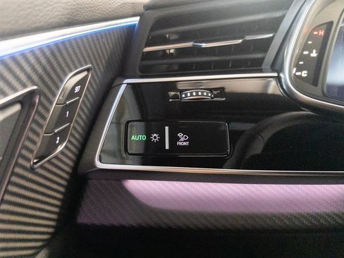 New 2026 Audi SQ7 Premium Plus AWD/4WD image 14
