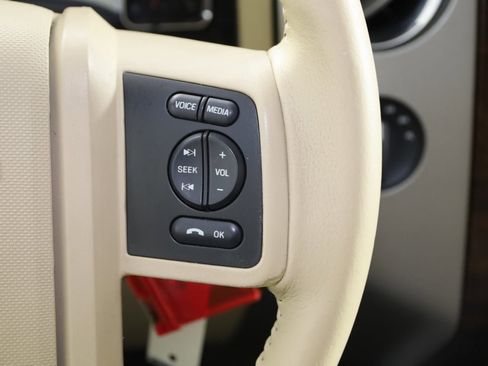 Used 2014 Ford Expedition EL XLT w/ Equipment Group 202A image 29