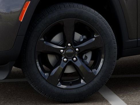 New 2026 Jeep Grand Cherokee Limited image 8