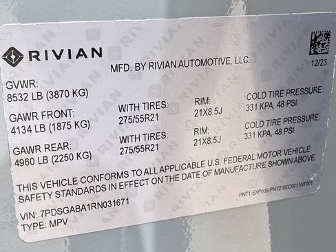 Used 2024 Rivian R1S Adventure AWD/4WD image 33