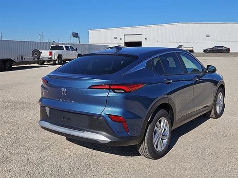 New 2026 Buick Envista Preferred w/ Convenience II Package image 5