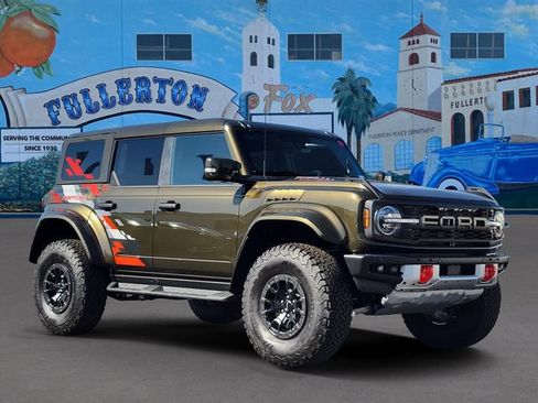 Used 2025 Ford Bronco Raptor AWD/4WD image 2