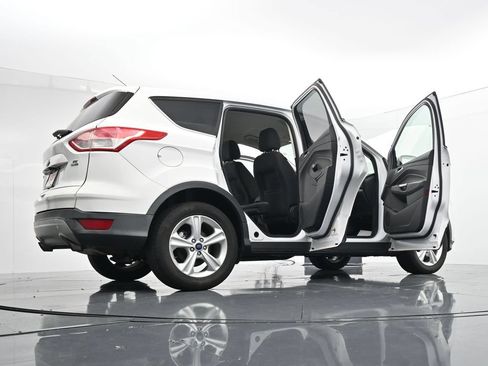 Used 2016 Ford Escape SE AWD/4WD image 43