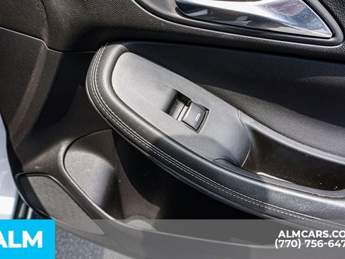 Used 2025 Buick Encore GX Preferred FWD image 45