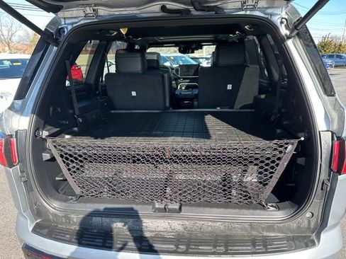 Used 2023 Toyota Sequoia Platinum image 15