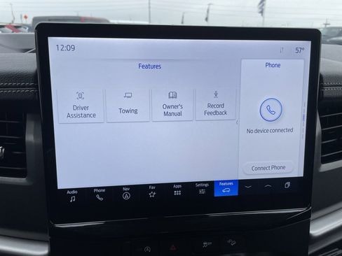 Used 2024 Ford Expedition XLT image 21