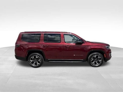 Used 2023 Jeep Wagoneer Series III w/ Convenience Group I AWD/4WD image 9