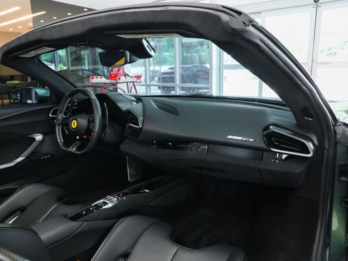 Used 2023 Ferrari 296 GTS RWD image 35