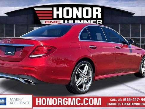 Used 2019 Mercedes-Benz E 300 image 6